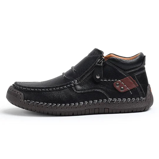 ⏰Zeitlich begrenzter Verkauf 70 % RABATT – Handgefertigte Slip-On-Fahrerstiefel aus hochwertigem Leder für Herren – breite Zehenpartie, Fußgewölbeunterstützung, wasserdicht, Druckentlastung, rutschfeste Sohle für Freizeit, Reisen und Outdoor